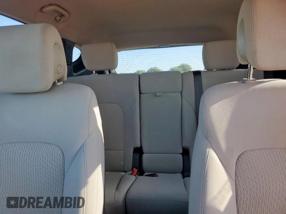 2017 Hyundai Santa Fe 2.4L with VIN 5XYZT3LB2HG499466, listed as a Copart auction lot 61686425 with 99,858 mi miles and Clean title. Bid and sale history available at DreamBid. Image 10.