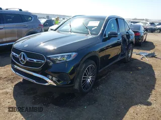 2024 Mercedes-Benz GLC 300 z VIN W1NKM4HB2RF190431, wystawiony jako IAAI lot #41859830 z przebiegiem 7 259 mil mil oraz . Historia ofert i sprzedaży dostępna na DreamBid. Obrazek 2.