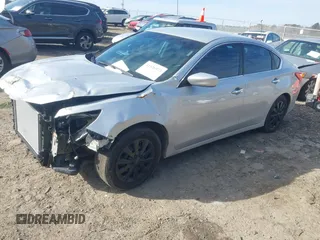 2016 Nissan Altima S with VIN 1N4AL3AP2GN356445, listed as a IAAI auction lot 41326973 with 167,413 mi miles and . Bid and sale history available at carsss.com. Image 2.