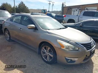 2014 Nissan Altima SV with VIN 1N4AL3AP5EC328776, listed as a IAAI auction lot 41835169 with 182,753 mi miles and . Bid and sale history available at DreamBid. Image 1.