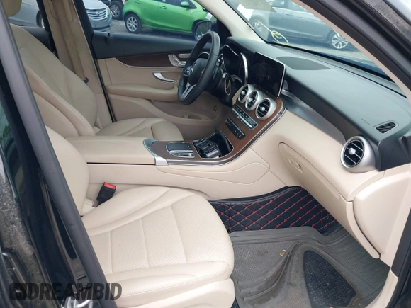 2022 Mercedes-Benz GLC 300 z VIN W1N0G8EB9NG024549, wystawiony jako IAAI lot #41870047 z przebiegiem 88 269 mil mil oraz . Historia ofert i sprzedaży dostępna na DreamBid. Obrazek 5.