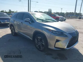 2019 Lexus RX 350L Premium z VIN JTJGZKCA9K2013385, wystawiony jako IAAI lot #42072200 z przebiegiem Nie podano mil oraz . Historia ofert i sprzedaży dostępna na DreamBid. Obrazek 1.