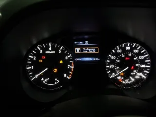 2018 Nissan Pathfinder SL with VIN 5N1DR2MM6JC623411, listed as a Copart auction lot 84332754 with 69,410 mi miles and Salvage Title. Bid and sale history available at carsss.com. Image 9.