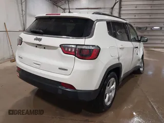 2018 Jeep Compass Latitude z VIN 3C4NJDBB7JT455568, wystawiony jako IAAI lot #41790361 z przebiegiem 47 646 mil mil oraz . Historia ofert i sprzedaży dostępna na DreamBid. Obrazek 4.