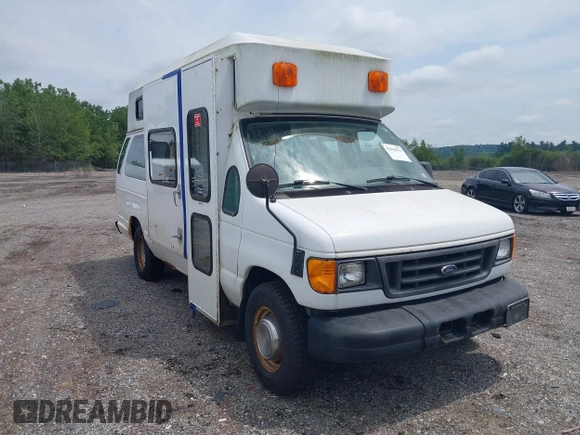 2006 Ford Econoline Cargo with VIN 1FTSS34L06DB34758, listed as a IAAI auction lot 42610913 with 108,041 mi miles and . Bid and sale history available at DreamBid. Image 1.