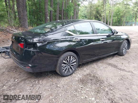 2024 Nissan Altima SV with VIN 1N4BL4DV4RN385761, listed as a IAAI auction lot 42453967 with 23,316 mi miles and . Bid and sale history available at DreamBid. Image 4.