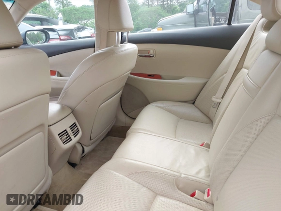 2010 Lexus ES 330 z VIN JTHBK1EG8A2395810, wystawiony jako IAAI lot #42134016 z przebiegiem 186 635 mil mil oraz . Historia ofert i sprzedaży dostępna na DreamBid. Obrazek 8.
