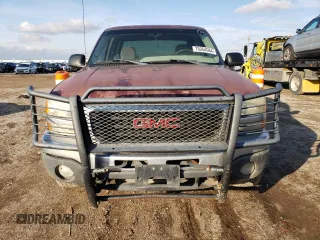 2003 GMC Sierra 1500HD SLE z VIN 1GTGK13U83F169598, wystawiony jako Copart lot #79264084 z przebiegiem 287 096 mil mil oraz Tytuł czysty. Historia ofert i sprzedaży dostępna na DreamBid. Obrazek 5.