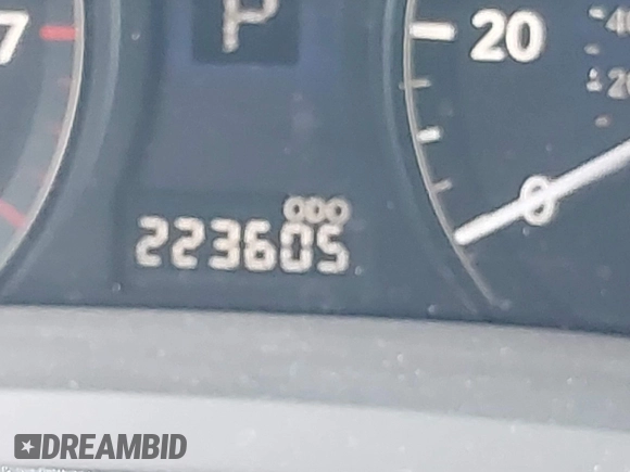 2010 Lexus RX 350 with VIN 2T2ZK1BAXAC028369, listed as a IAAI auction lot 42402247 with 223,605 mi miles and . Bid and sale history available at DreamBid. Image 15.