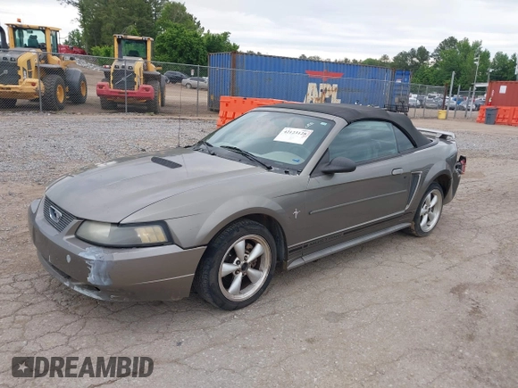 2001 Ford Mustang Deluxe z VIN 1FAFP44411F159656, wystawiony jako IAAI lot #42123128 z przebiegiem 191 814 mil mil oraz . Historia ofert i sprzedaży dostępna na DreamBid. Obrazek 20.