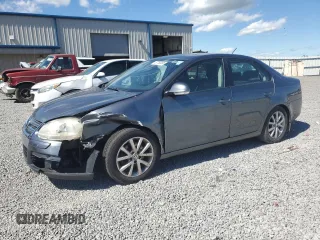 2010 Volkswagen Jetta Limited Edition with VIN 3VWRZ7AJ0AM140235, listed as a Copart auction lot 57780205 with 186,031 mi miles and Salvage title. Bid and sale history available at DreamBid. Image 1.