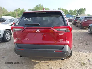 2021 Toyota RAV4 XLE Premium with VIN 2T3A1RFV6MW151550, listed as a IAAI auction lot 42764775 with 41,377 mi miles and . Bid and sale history available at DreamBid. Image 17.