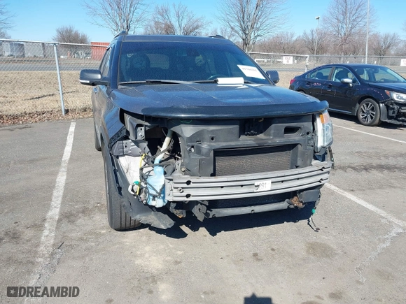 2013 Ford Explorer Limited with VIN 1FM5K8F81DGA23954, listed as a IAAI auction lot 41704185 with 185,936 mi miles. Bid and sale history available at carsss.com. Image 6.