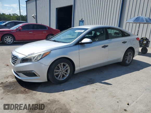 2015 Hyundai Sonata SE z VIN 5NPE24AF6FH108144, wystawiony jako Copart lot #58140065 z przebiegiem 126 031 mil mil oraz Szkoda całkowita • Salvage title. Historia ofert i sprzedaży dostępna na DreamBid. Obrazek 1.