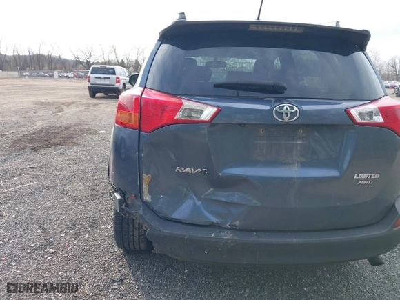 2013 Toyota RAV4 Limited with VIN 2T3DFREV8DW070338, listed as a IAAI auction lot 42026022 with 167,480 mi miles. Bid and sale history available at carsss.com. Image 17.