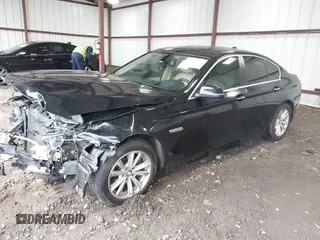 2015 BMW 5 Series 528i с VIN WBA5A5C59FD514631, выставлен на аукционе IAAI как лот 42379425 с пробегом 189 327 миль миль и . История ставок и продаж доступна на DreamBid. Изображение 17.