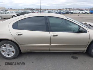 2004 Dodge Intrepid SE z VIN 2B3HD46R64H607124, wystawiony jako IAAI lot #41698169 z przebiegiem 117 465 mil mil oraz . Historia ofert i sprzedaży dostępna na DreamBid. Obrazek 13.