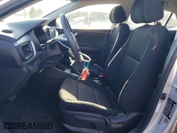 2020 Kia Rio LX with VIN 3KPA24AD1LE358789, listed as a Copart auction lot 45418945 with 82,572 mi miles and Salvage Title. Bid and sale history available at carsss.com. Image 7.