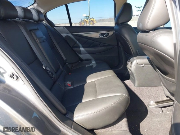 2015 Infiniti Q50 Premium with VIN JN1BV7AP0FM355933, listed as a IAAI auction lot 41684066 with 116,230 mi miles. Bid and sale history available at carsss.com. Image 8.