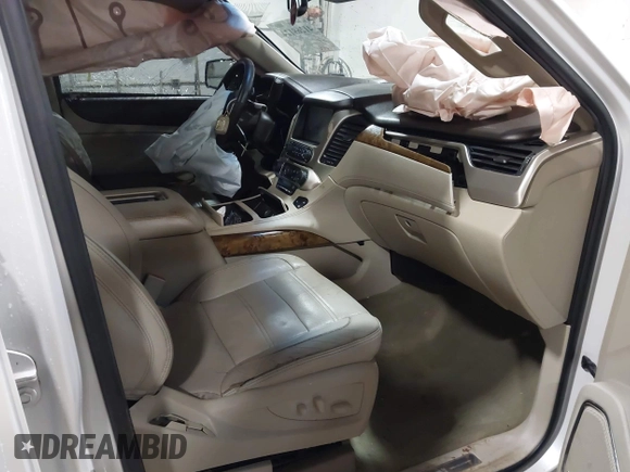 2016 GMC Yukon Denali with VIN 1GKS2CKJXGR271605, listed as a IAAI auction lot 41269124 with 172,432 mi miles. Bid and sale history available at carsss.com. Image 5.