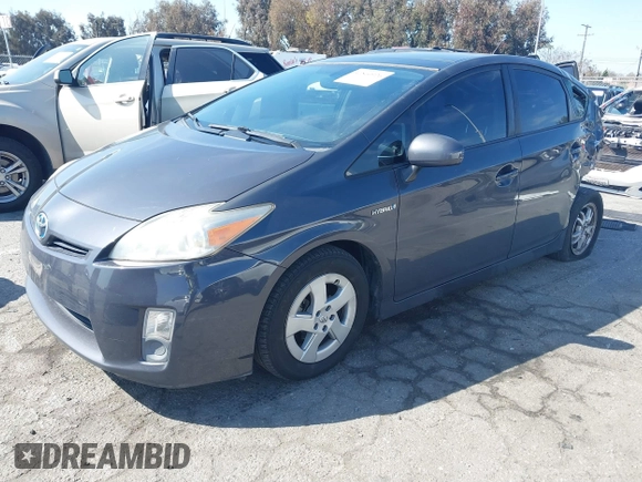 2010 Toyota Prius II with VIN JTDKN3DU8A0165868, listed as a IAAI auction lot 41860926 with 148,827 mi miles. Bid and sale history available at carsss.com. Image 2.