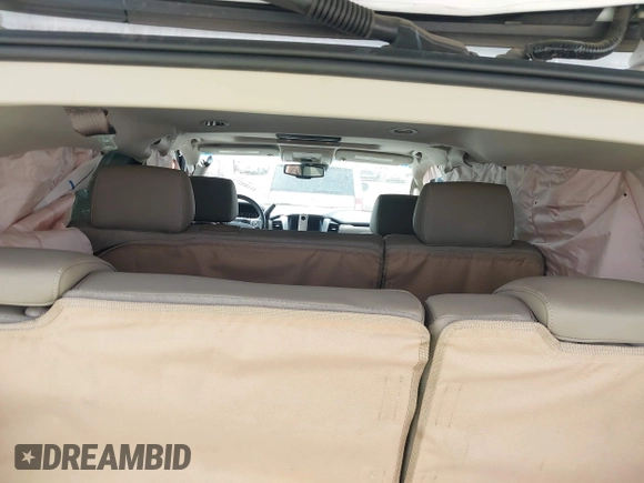 2019 GMC Yukon SLT with VIN 1GKS1BKCXKR329607, listed as a IAAI auction lot 41188239 with 84,940 mi miles. Bid and sale history available at carsss.com. Image 8.