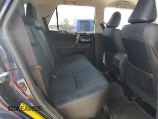 2024 Toyota 4Runner TRD Off Road z VIN JTERU5JR9R6252468, wystawiony jako Copart lot #62238625 z przebiegiem 13 778 mil mil oraz Szkoda całkowita • Salvage title. Historia ofert i sprzedaży dostępna na DreamBid. Obrazek 11.
