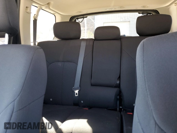 2008 Mitsubishi Endeavor LS with VIN 4A4MN21S68E026933, listed as a Copart auction lot 45386605 with 123,030 mi miles and Salvage Title. Bid and sale history available at carsss.com. Image 10.