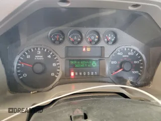 2008 Ford F-250 XL с VIN 1FTNX205X8ED56737, выставлен на аукционе Copart как лот 47093715 с пробегом 362 048 миль миль и Списание • Salvage title. История ставок и продаж доступна на DreamBid. Изображение 9.