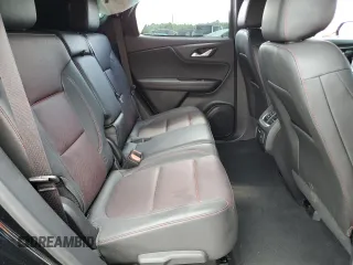 2022 Chevrolet Blazer RS z VIN 3GNKBERS9NS214805, wystawiony jako Copart lot #58304495 z przebiegiem Nie podano mil oraz Nie do naprawy • Non repairable. Historia ofert i sprzedaży dostępna na DreamBid. Obrazek 11.