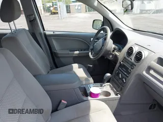 2005 Ford Freestyle SE z VIN 1FMDK01115GA64903, wystawiony jako IAAI lot #42232736 z przebiegiem 112 472 mil mil oraz . Historia ofert i sprzedaży dostępna na DreamBid. Obrazek 5.