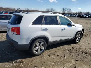 2012 Kia Sorento EX with VIN 5XYKUDA61CG295065, listed as a Copart auction lot 47176265 with 177,876 mi miles and Salvage Title. Bid and sale history available at carsss.com. Image 3.