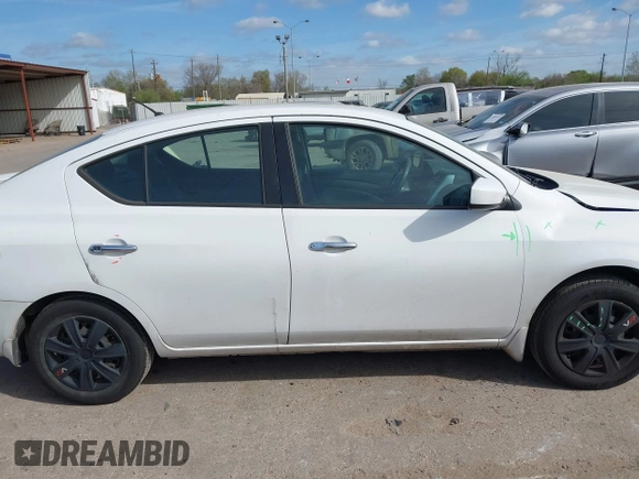 2016 Nissan Versa S Plus with VIN 3N1CN7AP5GL826958, listed as a IAAI auction lot 41794088 with 164,801 mi miles. Bid and sale history available at carsss.com. Image 14.