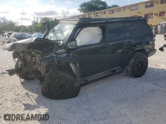 2020 Toyota 4Runner SR5 with VIN JTEBU5JRXL5813453, listed as a Copart auction lot 57989315 with Not provided miles and Non repairable. Bid and sale history available at DreamBid. Image 1.