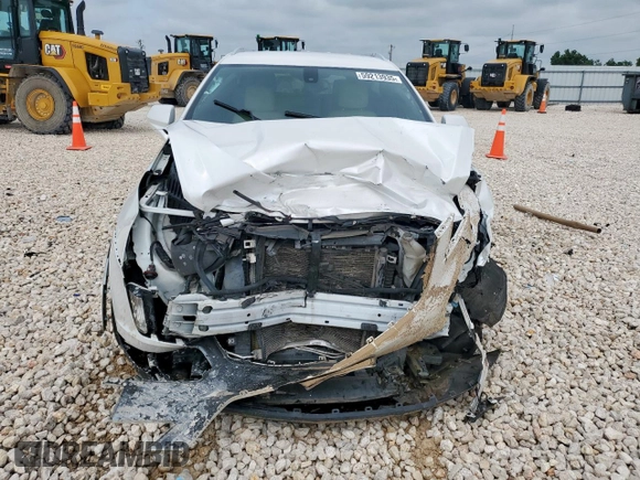 2018 Cadillac XT5 FWD with VIN 1GYKNARS8JZ161546, listed as a Copart auction lot 59213935 with 164,733 mi miles and Salvage title. Bid and sale history available at DreamBid. Image 5.