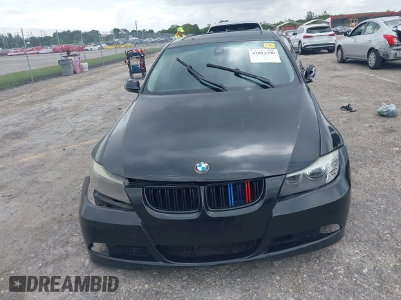2008 BMW 3 Series 328i z VIN WBAVA33508KX86102, wystawiony jako IAAI lot #42013390 z przebiegiem 148 811 mil mil oraz . Historia ofert i sprzedaży dostępna na DreamBid. Obrazek 12.