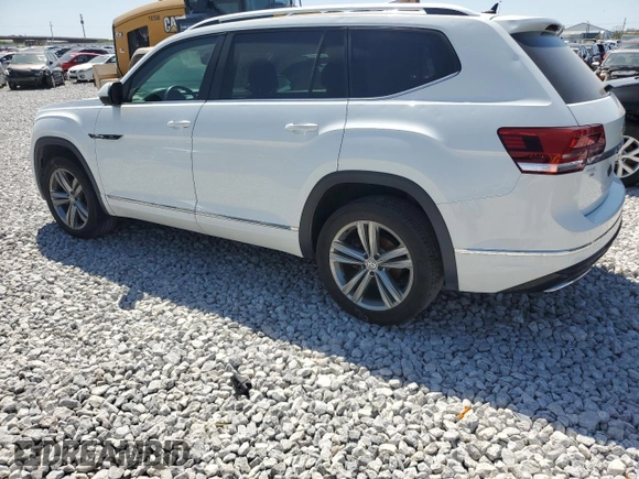 2018 Volkswagen Atlas SE with VIN 1V2FR2CA0JC575617, listed as a Copart auction lot 72691074 with 86,505 mi miles and Salvage title. Bid and sale history available at DreamBid. Image 2.