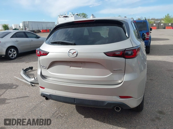 2025 Mazda CX-5 2.5 S Preferred Package with VIN JM3KFBCL1S0601601, listed as a IAAI auction lot 42135173 with 2,392 mi miles. Bid and sale history available at carsss.com. Image 17.