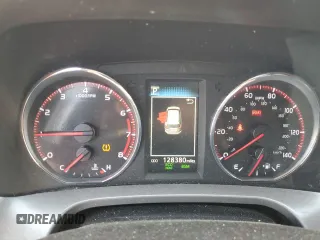 2017 Toyota RAV4 SE с VIN 2T3NFREV7HW384069, выставлен на аукционе Copart как лот 55321785 с пробегом 128 380 миль миль и Списание • Salvage title. История ставок и продаж доступна на DreamBid. Изображение 9.