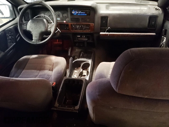 1997 Jeep Grand Cherokee Laredo с VIN 1J4GZ58S3VC508180, выставлен на аукционе Copart как лот 54856525 с пробегом 214 845 миль миль и На запчасти • Non repairable. История ставок и продаж доступна на DreamBid. Изображение 8.