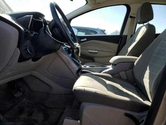 2016 Ford C-Max Hybrid SE with VIN 1FADP5AUXGL105770, listed as a Copart auction lot 45117825 with 136,559 mi miles and Salvage Title. Bid and sale history available at carsss.com. Image 7.