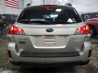 2014 Subaru Outback 2.5i with VIN 4S4BRBAC2E3260999, listed as a Copart auction lot 44455735 with 123,279 mi miles and Salvage Title. Bid and sale history available at carsss.com. Image 6.