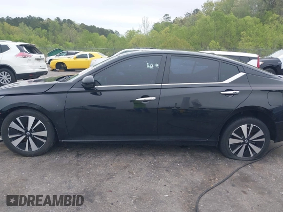 2019 Nissan Altima SV z VIN 1N4BL4DV2KC107748, wystawiony jako IAAI lot #41912040 z przebiegiem 157 226 mil mil oraz . Historia ofert i sprzedaży dostępna na DreamBid. Obrazek 14.