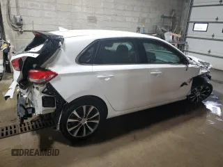 2018 Hyundai Elantra GT with VIN KMHH35LE4JU063820, listed as a Copart auction lot 81360684 with 104,786 mi miles and Salvage Title. Bid and sale history available at carsss.com. Image 3.