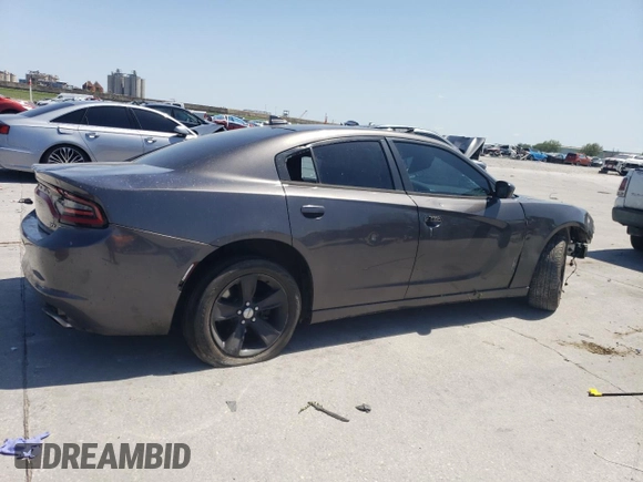2015 Dodge Charger SXT z VIN 2C3CDXHG7FH765002, wystawiony jako Copart lot #52357755 z przebiegiem 132 453 mil mil oraz Szkoda całkowita • Salvage title. Historia ofert i sprzedaży dostępna na DreamBid. Obrazek 3.