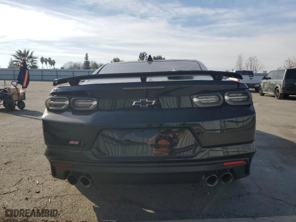 2021 Chevrolet Camaro 2SS with VIN 1G1FH1R74M0138809, listed as a Copart auction lot 87670505 with 11,240 mi miles and Salvage Title. Bid and sale history available at carsss.com. Image 6.