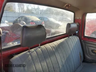 1988 Nissan Hardbody z VIN 1N6ND11S8JC346391, wystawiony jako Copart lot #48349645 z przebiegiem 183 175 mil mil oraz Szkoda całkowita • Salvage title. Historia ofert i sprzedaży dostępna na DreamBid. Obrazek 10.