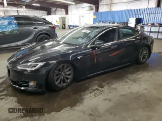 2017 Tesla Model S 100D with VIN 5YJSA1E28HF232493, listed as a Copart auction lot 62949364 with 68,998 mi miles and Salvage Title. Bid and sale history available at carsss.com. Image 1.