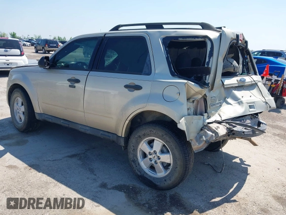 2012 Ford Escape XLT z VIN 1FMCU0DG6CKB90979, wystawiony jako IAAI lot #41972124 z przebiegiem Nie podano mil oraz . Historia ofert i sprzedaży dostępna na DreamBid. Obrazek 3.
