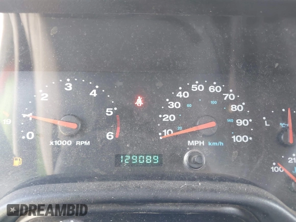 2003 Jeep Wrangler Sport z VIN 1J4FA49S73P302278, wystawiony jako IAAI lot #42219582 z przebiegiem 129 089 mil mil oraz . Historia ofert i sprzedaży dostępna na DreamBid. Obrazek 7.